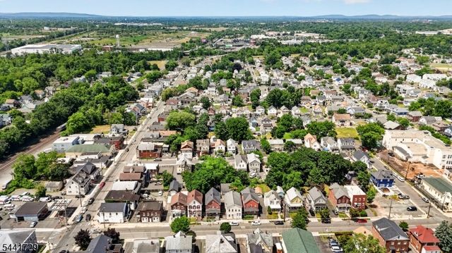18 Fisher Ave, Bound Brook Boro, NJ 08805