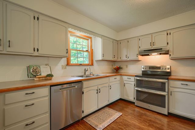 1915 Sitterley Road NW, Canal Winchester, OH 43110