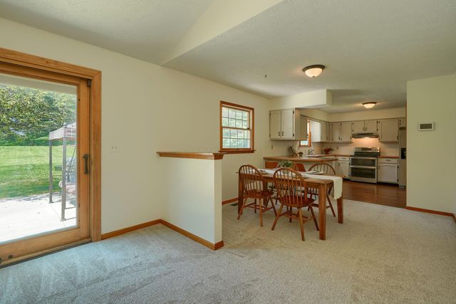 1915 Sitterley Road NW, Canal Winchester, OH 43110