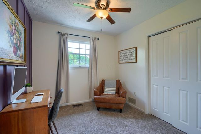 1915 Sitterley Road NW, Canal Winchester, OH 43110