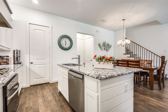 7223 Switchgrass Road, Frisco, TX 75033