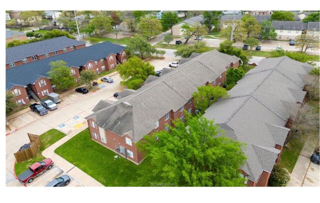 701-D Balcones 52, College Station, TX 77845