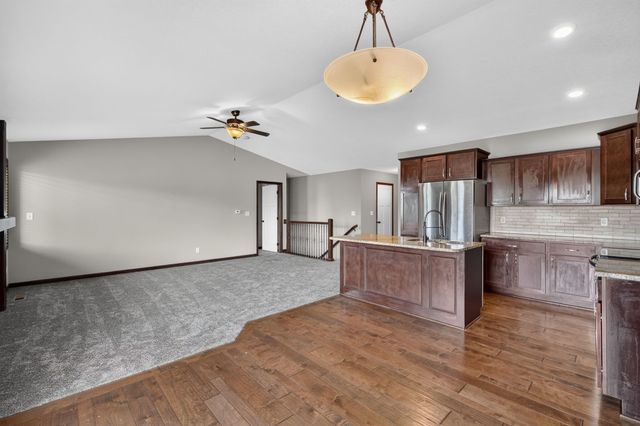 570 NE Badger Lane, Waukee, IA 50263