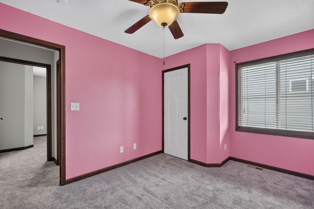 570 NE Badger Lane, Waukee, IA 50263