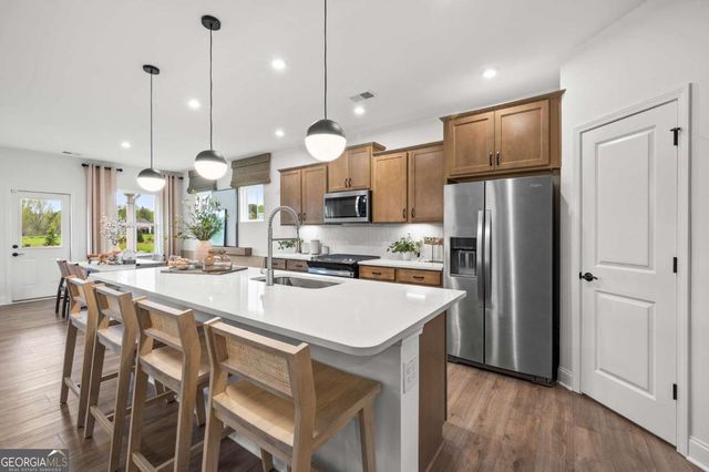 808 Tupelo Way, Villa Rica, GA 30180