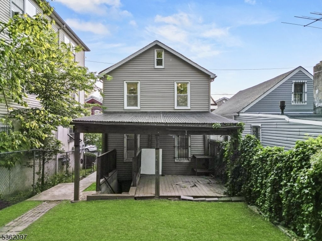 254 S 10Th St, Newark City, NJ 07103