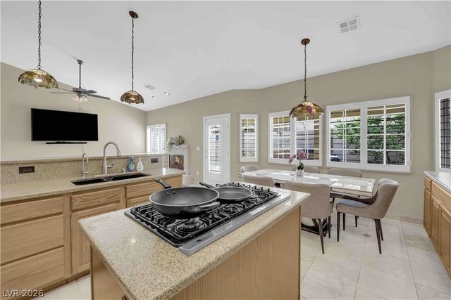 6003 Lone Creek Circle, Las Vegas, NV 89103