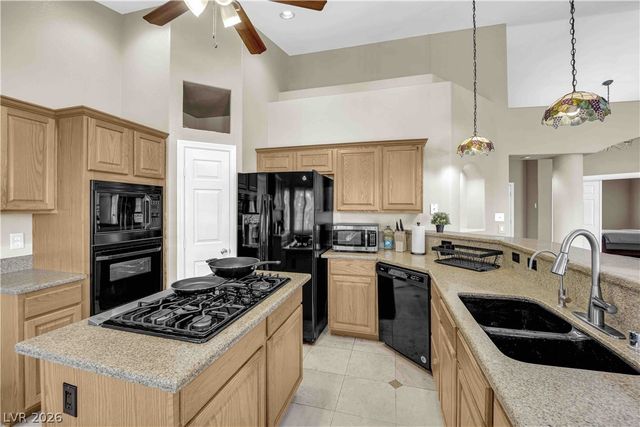 6003 Lone Creek Circle, Las Vegas, NV 89103