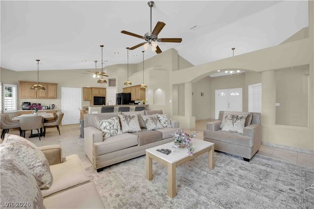 6003 Lone Creek Circle, Las Vegas, NV 89103