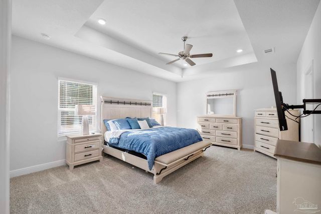 8640 Bluebell St, Milton, FL 32583