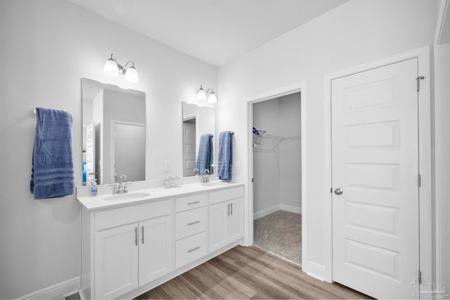 8640 Bluebell St, Milton, FL 32583