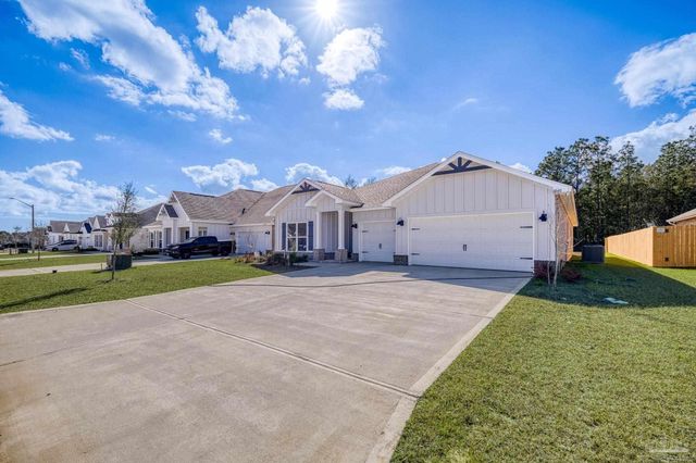 8640 Bluebell St, Milton, FL 32583