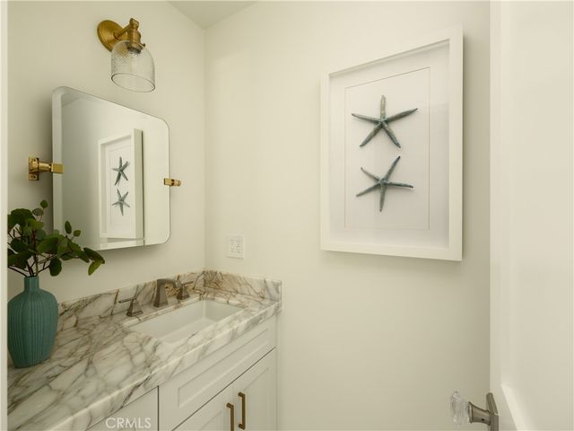 2715 Cove, Corona Del Mar, CA 92625