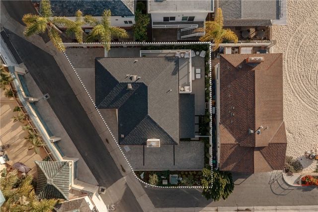 2715 Cove, Corona Del Mar, CA 92625