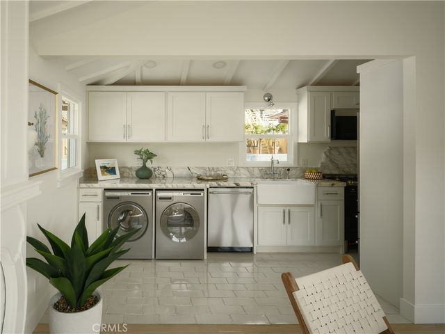 2715 Cove, Corona Del Mar, CA 92625