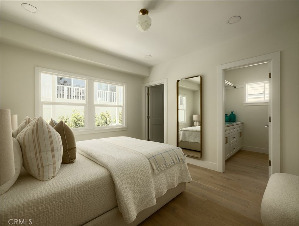 Image 23 of property listing at 2715 Cove, Corona Del Mar, CA 92625