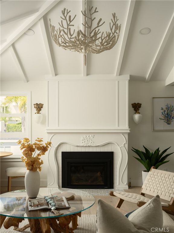Image 3 of property listing at 2715 Cove, Corona Del Mar, CA 92625