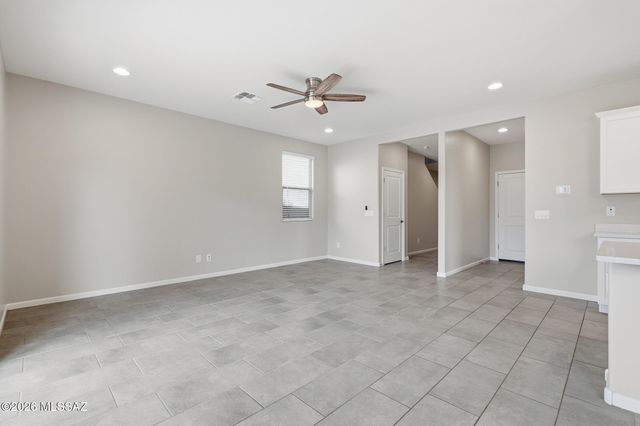 11926 W Charismatic Drive, Marana, AZ 85653