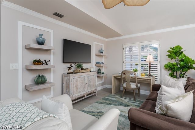 7046 Barrington CIR 202, Naples, FL 34108