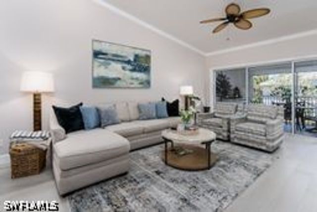 7046 Barrington CIR 202, Naples, FL 34108