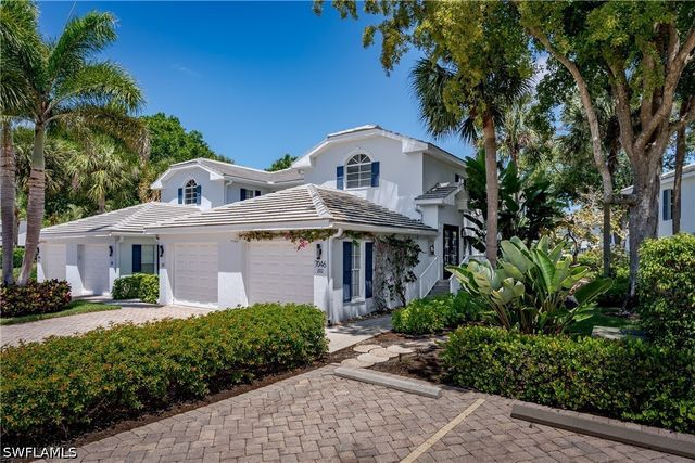 7046 Barrington CIR 202, Naples, FL 34108