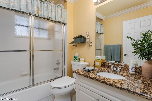 7046 Barrington CIR 202, Naples, FL 34108
