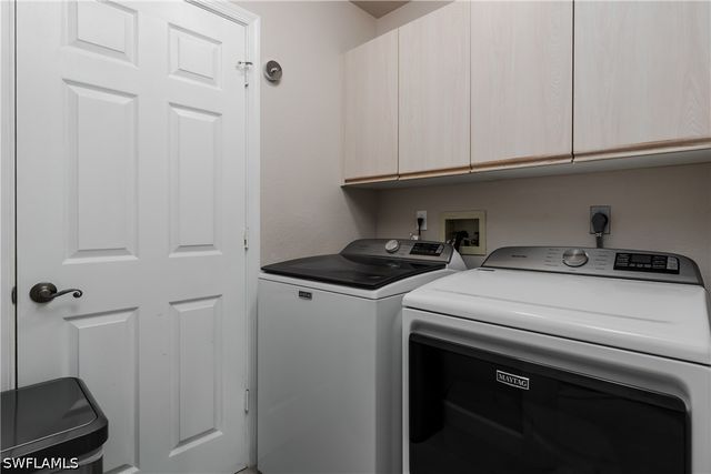 7046 Barrington CIR 202, Naples, FL 34108