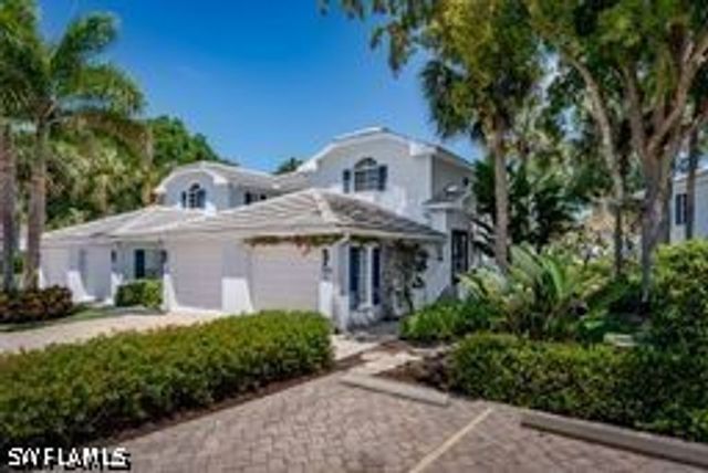 7046 Barrington CIR 202, Naples, FL 34108