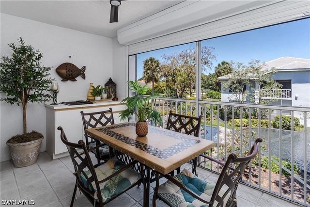 7046 Barrington CIR 202, Naples, FL 34108