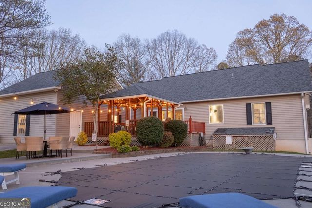 141 Chambers Mountain, Mineral Bluff, GA 30559