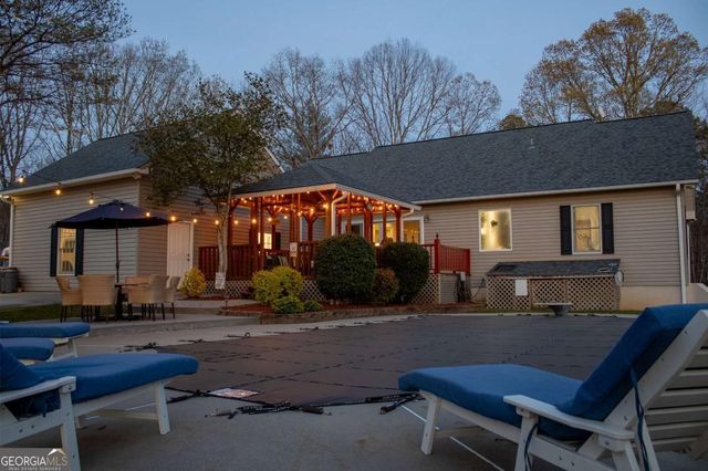 141 Chambers Mountain, Mineral Bluff, GA 30559
