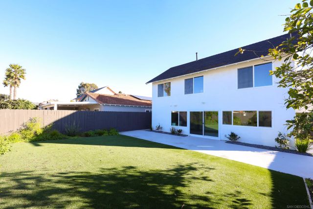 8686 Perseus Rd, San Diego, CA 92126