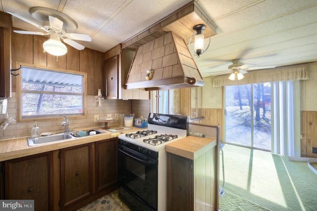 101 TRI HILL RD, York, PA 17403