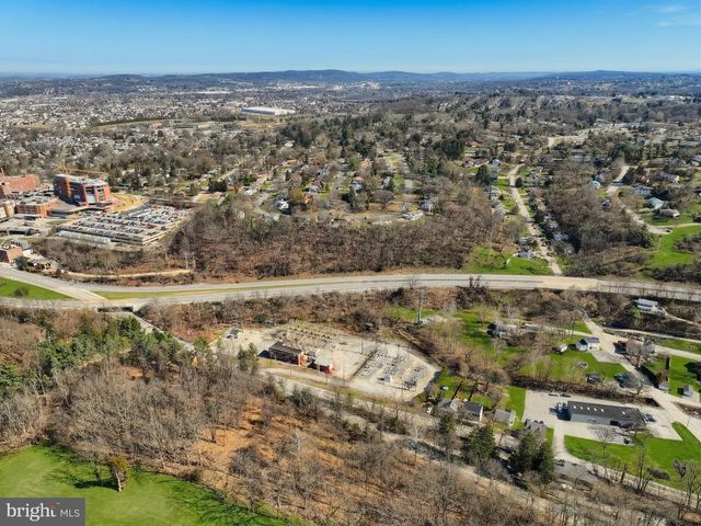 101 TRI HILL RD, York, PA 17403