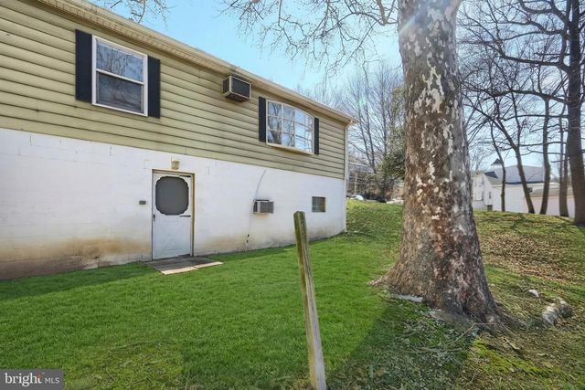 101 TRI HILL RD, York, PA 17403