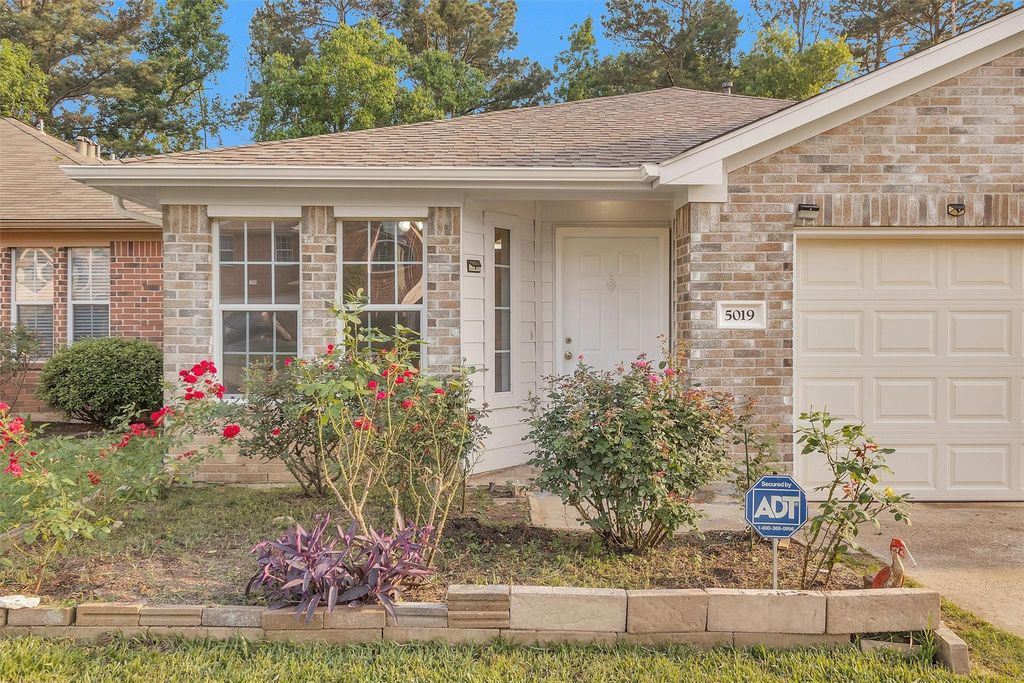 5019 Deerpath Drive, Conroe, TX 77303