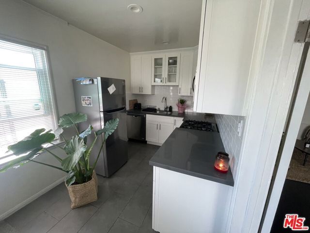 9608 W Olympic Boulevard C, Beverly Hills, CA 90212