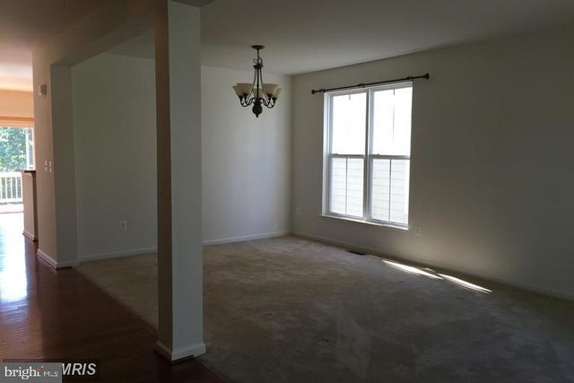 1406 GRAHAM DR, Fredericksburg, VA 22401