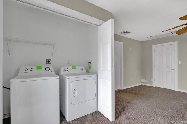 894 Bay 9th Street, West Islip, NY 11795