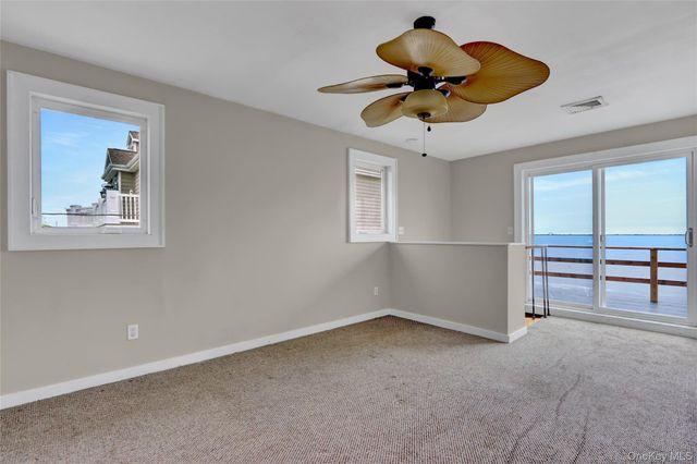 894 Bay 9th Street, West Islip, NY 11795