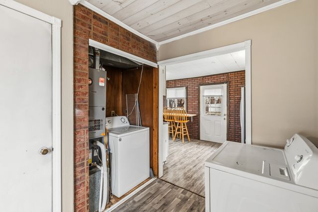 1411 Delaware Avenue, Des Moines, IA 50317