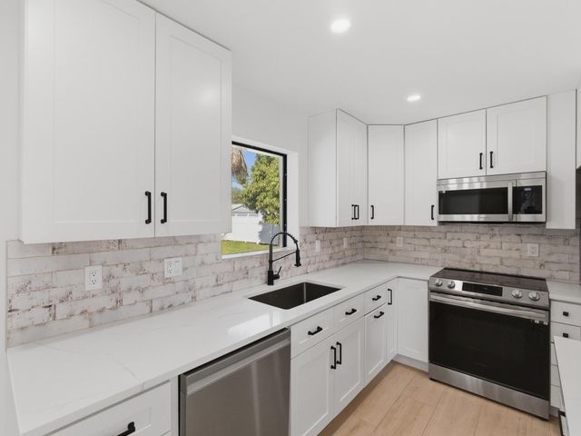 19124 SE Fearnley Drive, Jupiter, FL 33469