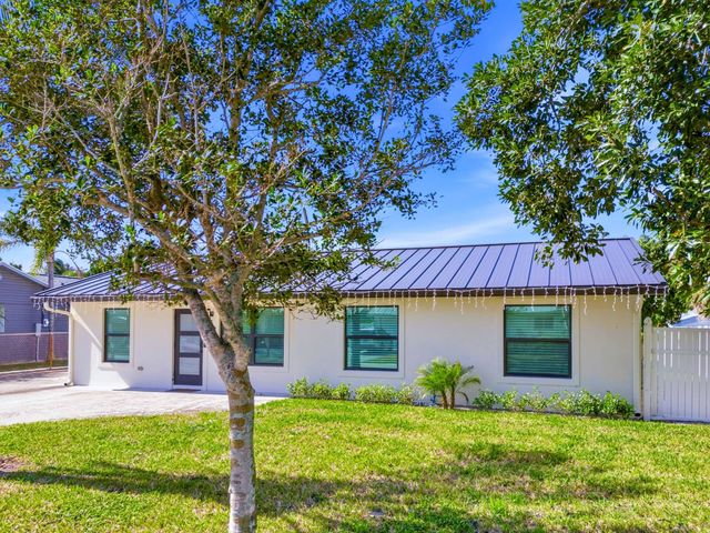 19124 SE Fearnley Drive, Jupiter, FL 33469