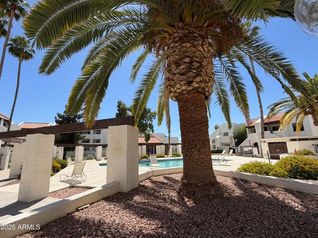 4730 W NORTHERN Avenue 2107, Glendale, AZ 85301
