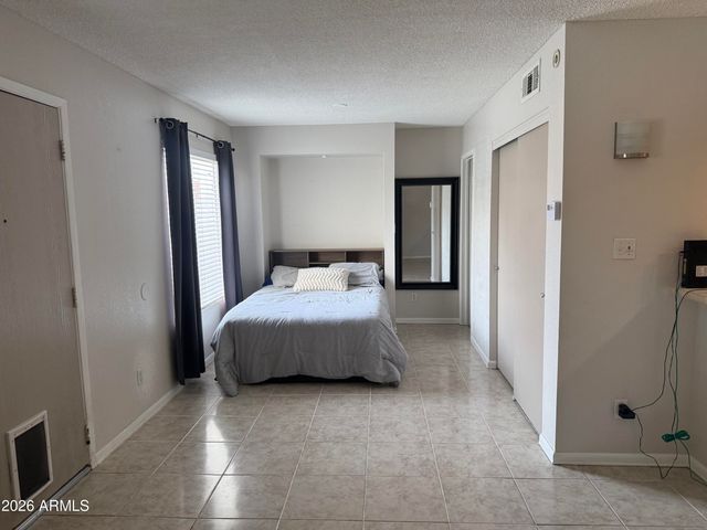 4730 W NORTHERN Avenue 2107, Glendale, AZ 85301
