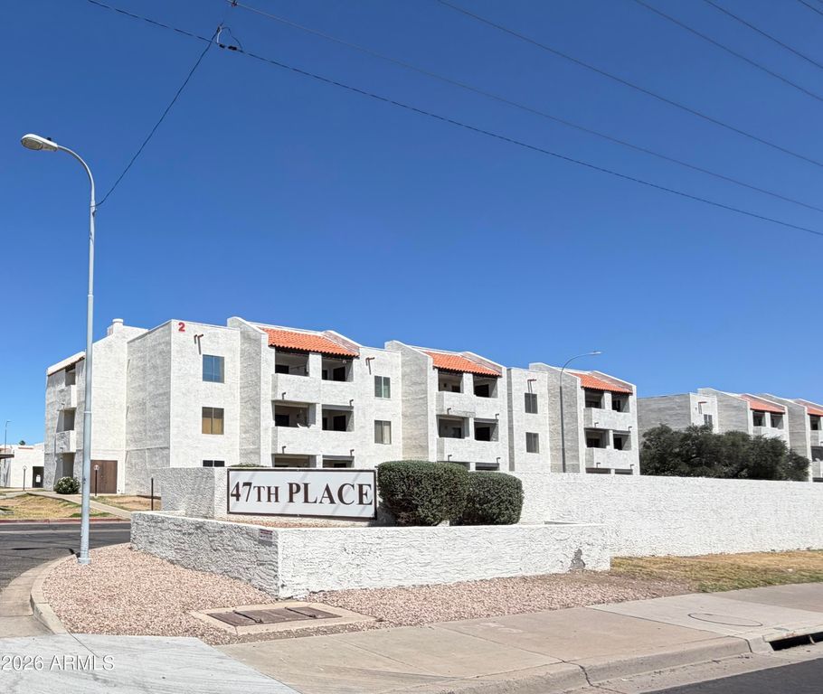 4730 W NORTHERN Avenue 2107, Glendale, AZ 85301