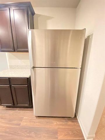 213 Allington CIR, Jarrell, TX 76537