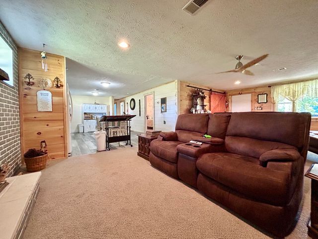 94 Tarter Cemetery Road, Nancy, KY 42544