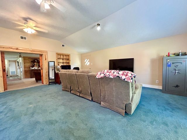 94 Tarter Cemetery Road, Nancy, KY 42544
