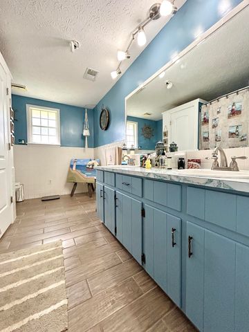 94 Tarter Cemetery Road, Nancy, KY 42544